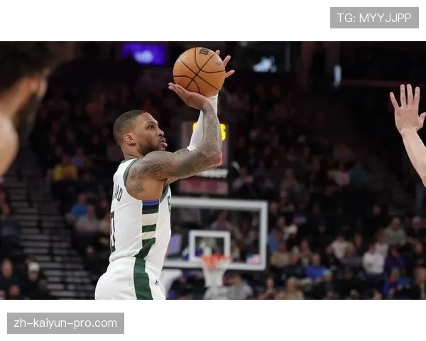 利拉德以单打为主，较库里更依赖持球造分